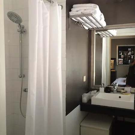 Bed & Breakfast Habitat