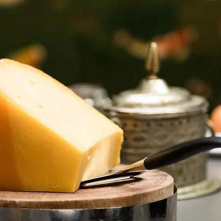 Bed & Breakfast Habitat