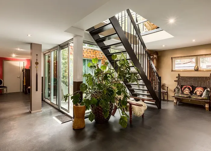 Bed & Breakfast Habitat