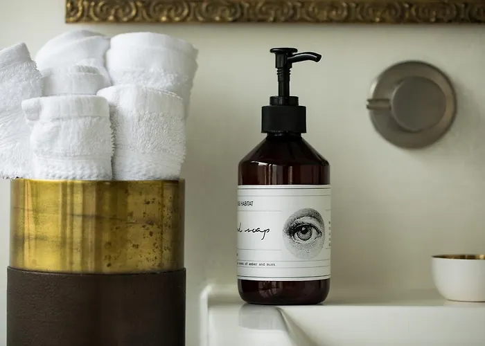 Habitat Bed & Breakfast 4*