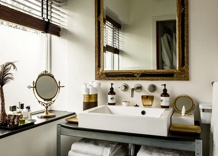 Bed & Breakfast Habitat